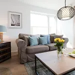 Hamptons House