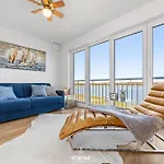 Hamptons House *