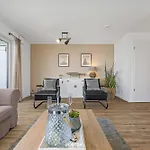 Hamptons House Holiday home