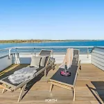 Hamptons House Holiday home